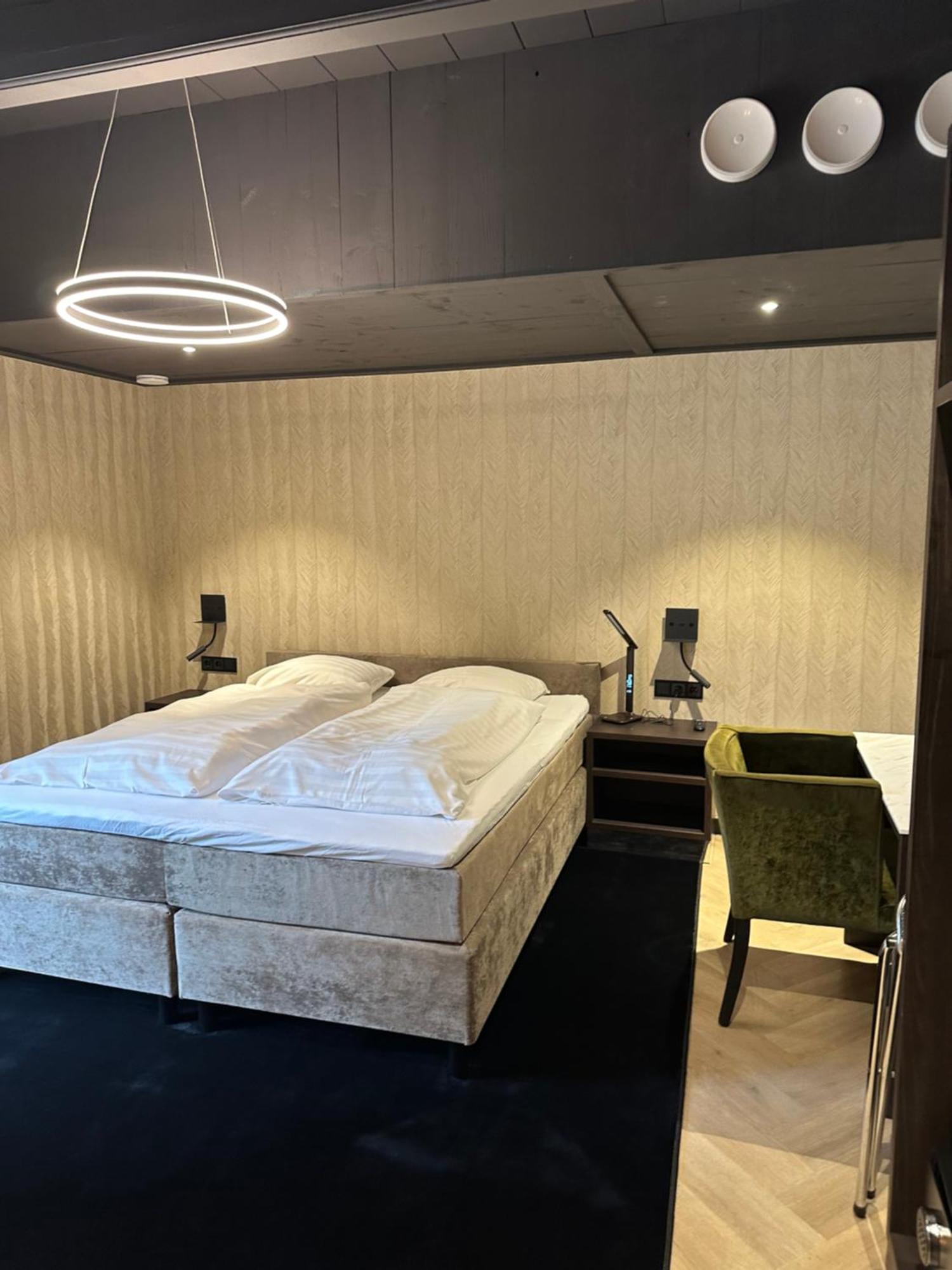 Hotel Restaurant Het Witte Paard Delden Bagian luar foto