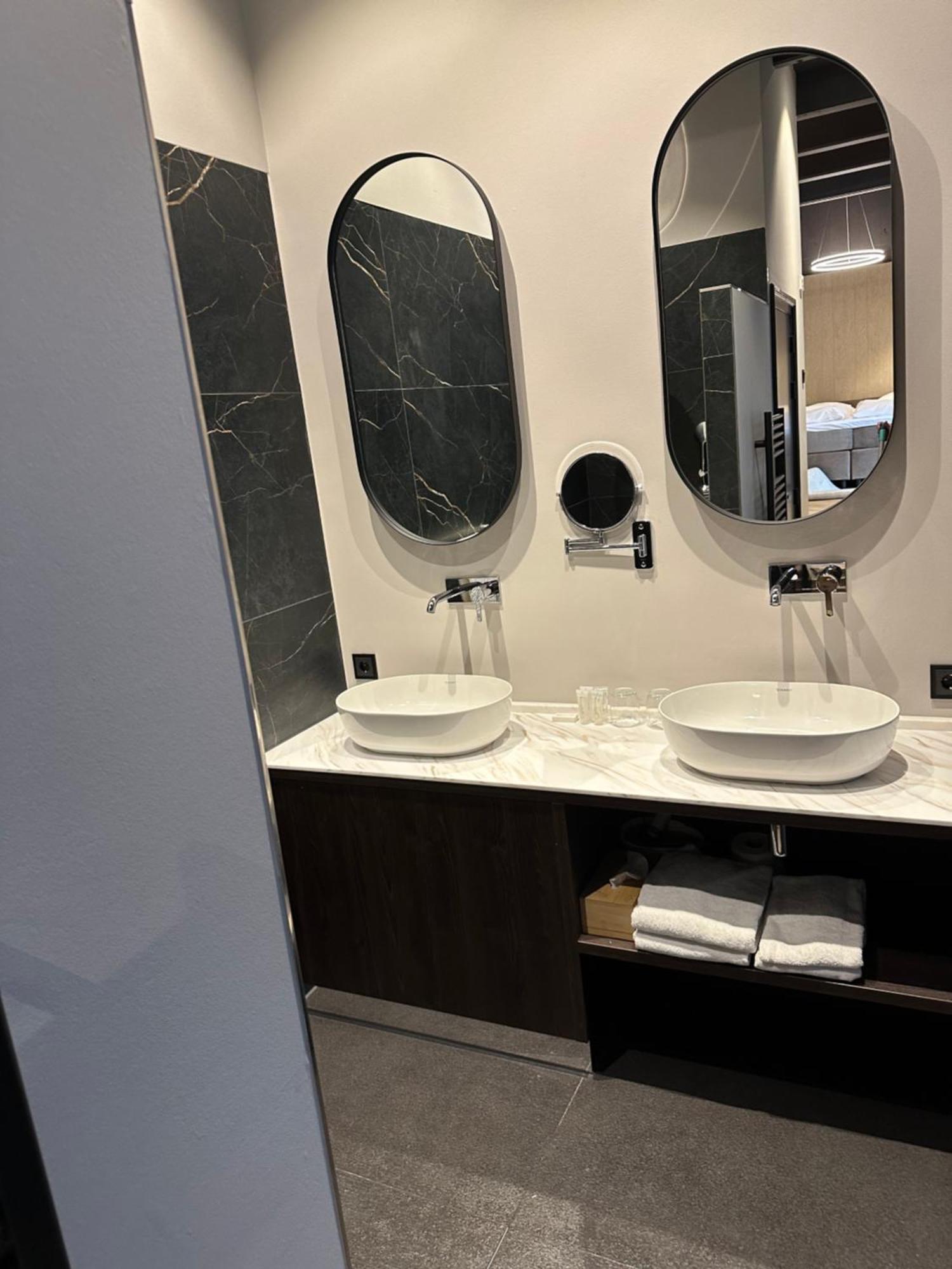 Hotel Restaurant Het Witte Paard Delden Bagian luar foto