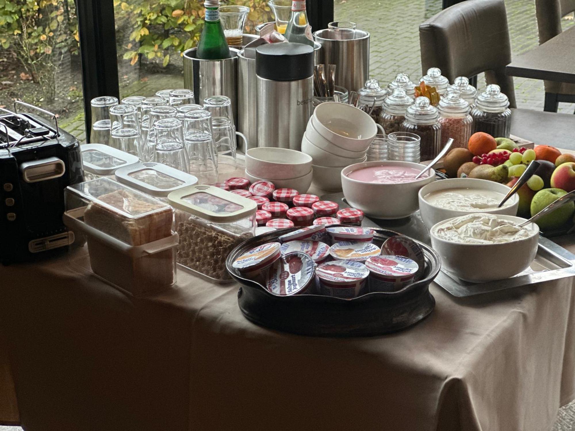 Hotel Restaurant Het Witte Paard Delden Bagian luar foto